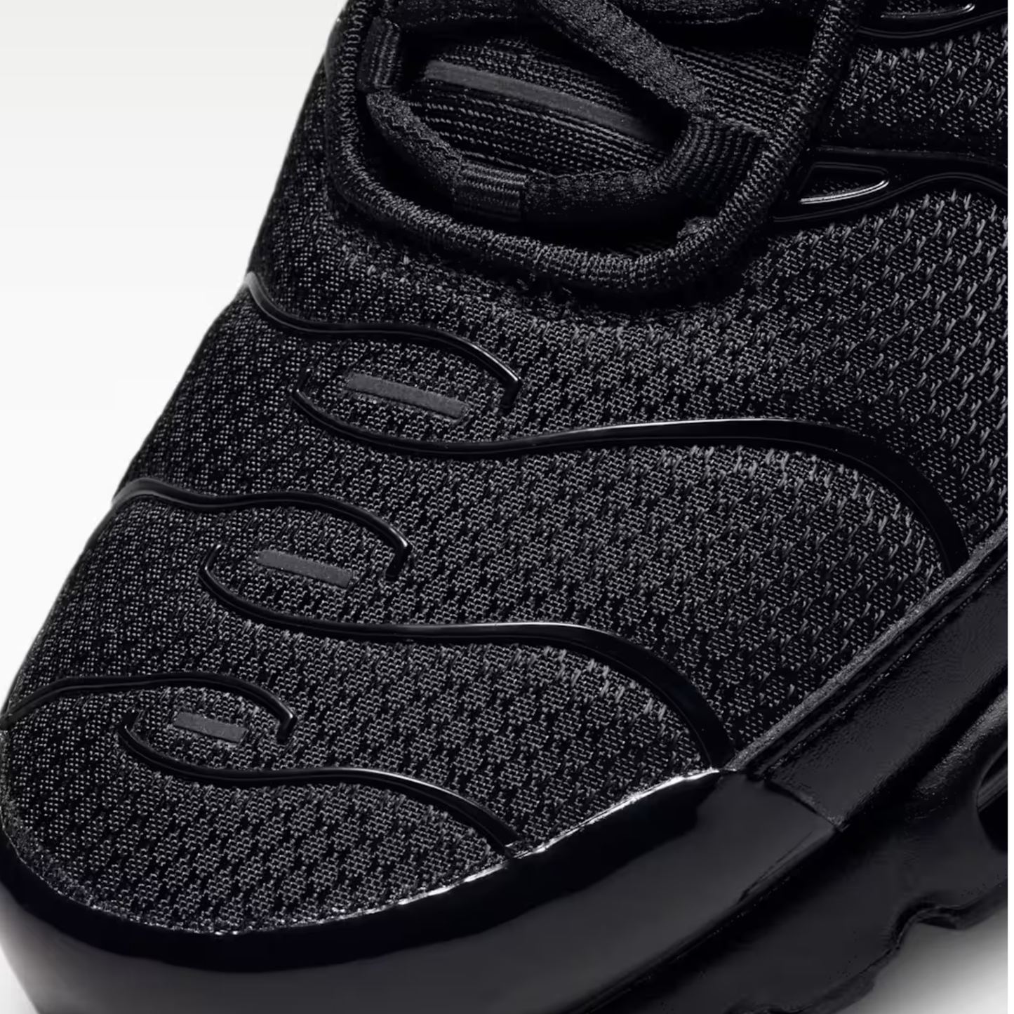Nike AIR MAX PLUS TN Triple Black