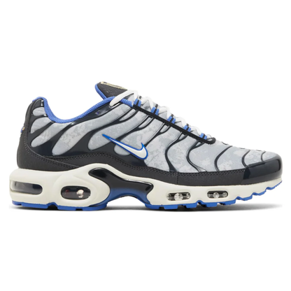 Nike AIR MAX PLUS TN 'Social F.C.' (2022)