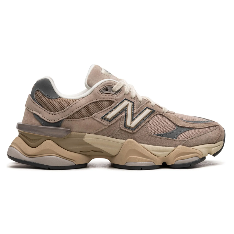New Balance 9060 Driftwood Castlerock