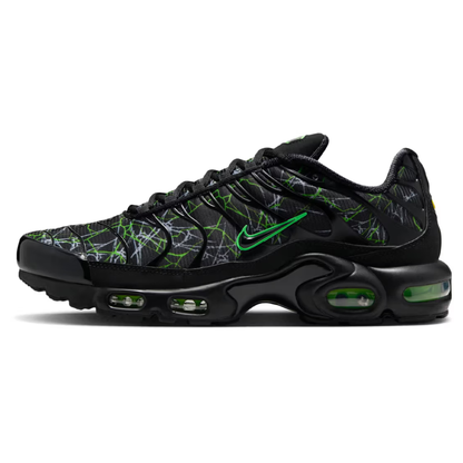 Nike AIR MAX PLUS TN Black Green Strike