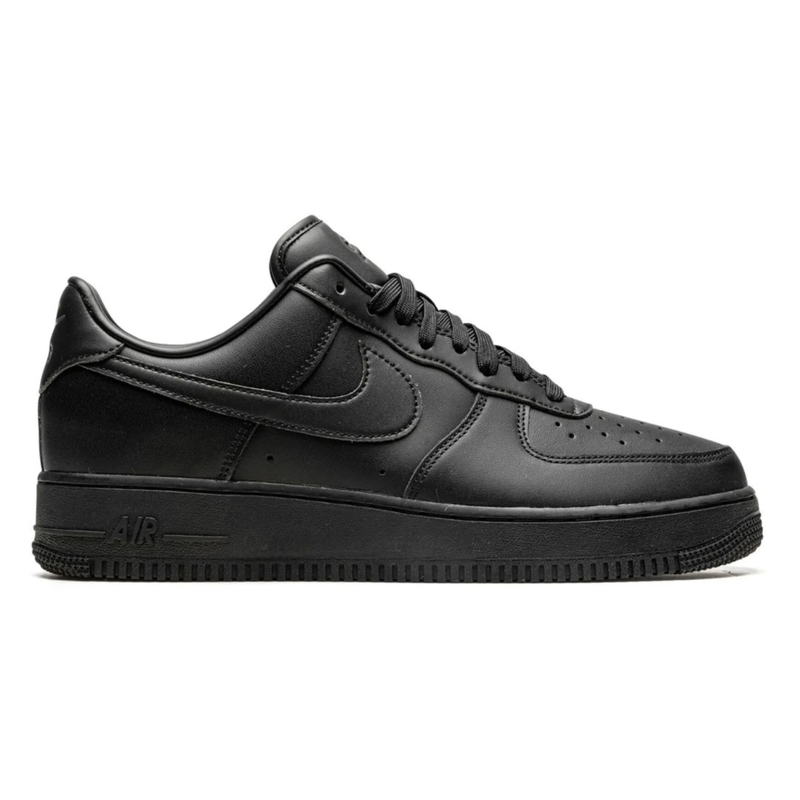 Nike AIR FORCE 1 Triple Black