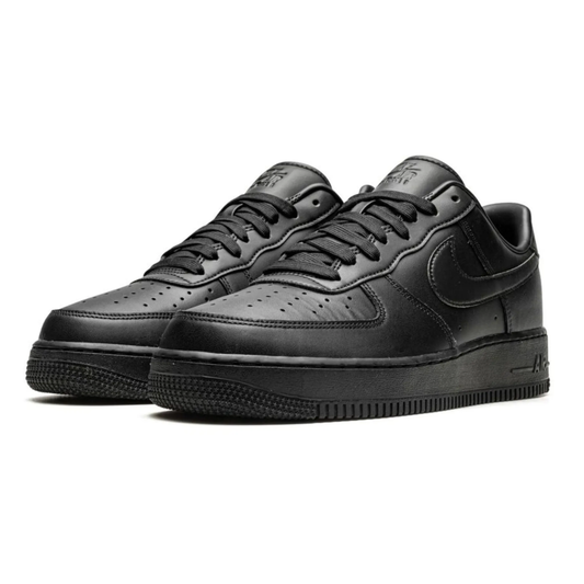 Nike AIR FORCE 1 Triple Black