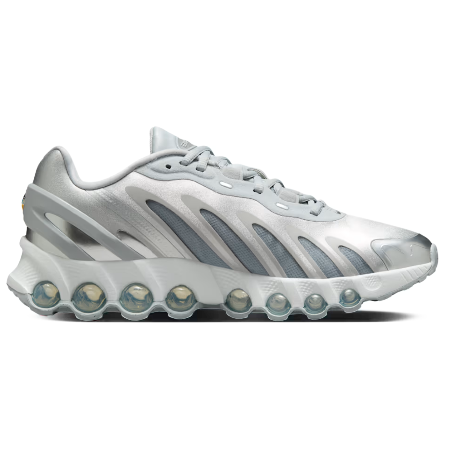 Nike AIR MAX DN8 Metallic Silver