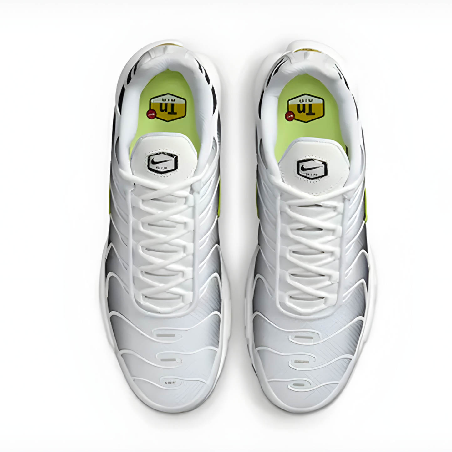 Nike AIR MAX PLUS TN Phantom Volt