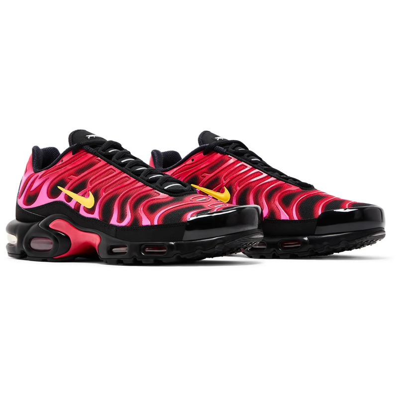Nike AIR MAX PLUS TN Supreme Fire Pink